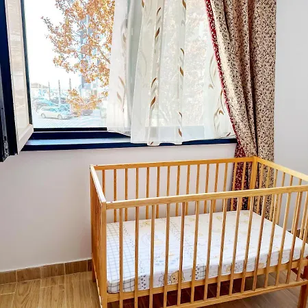 Woody Sea View Lägenhet Năvodari